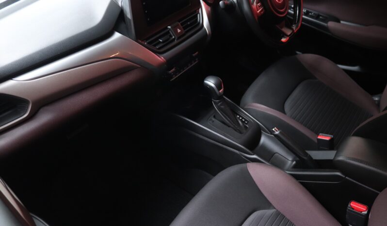 2024 Toyota Starlet Cross 1.5 XS A/T full