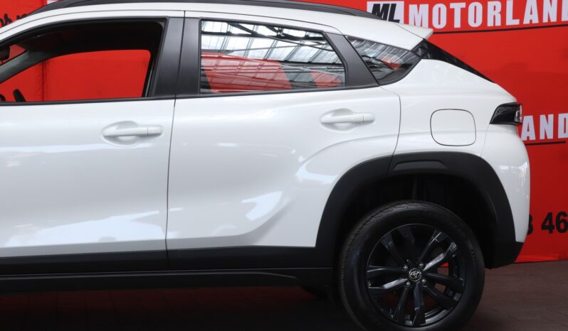 2024 Toyota Starlet Cross 1.5 XS A/T full