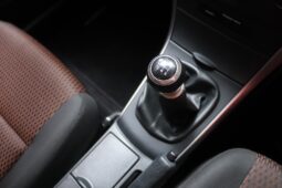 2018 Toyoya Corolla Quest 1.6 full