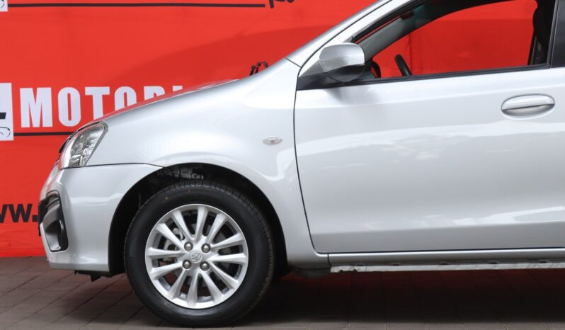 2019 Toyota Etios 1.5 Xs/Sprint Dr full