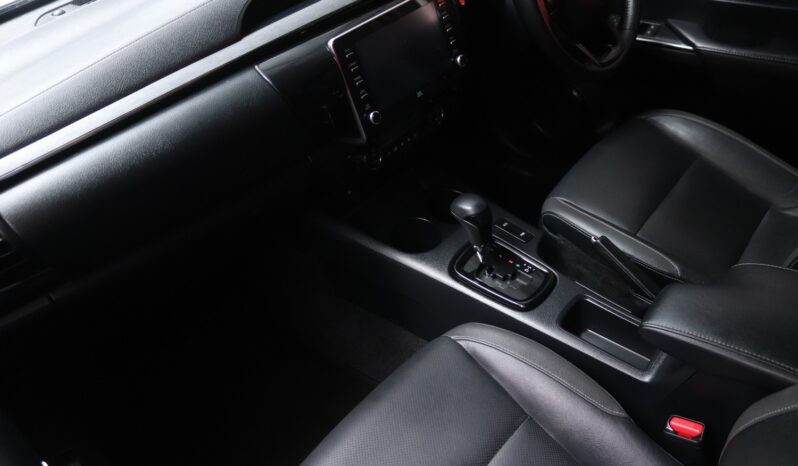 2023 Toyota Hilux 2.8 GD-6 RB Legend 4×4 A/T D/C full