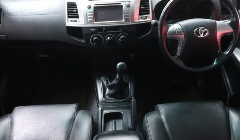 2014 Toyota Hilux 2.5 D-4D Legend 45 D/C (M) full