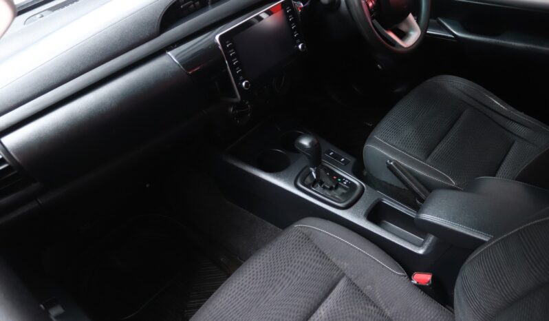 2023 Toyota Hilux 2.4 GD-6 RB A/T P/U E/Cab full