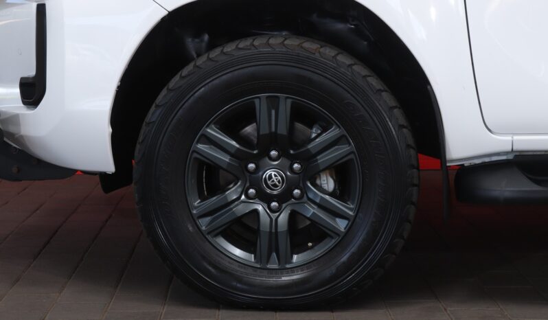 2023 Toyota Hilux 2.4 GD-6 RB A/T P/U E/Cab full