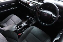 2019 Toyota Hilux 2.8 GD-6 RB Raider P/U E/Cab (M) full