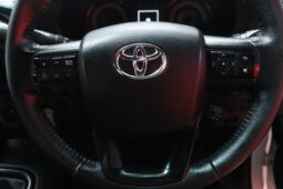 2019 Toyota Hilux 2.8 GD-6 RB Raider P/U E/Cab (M) full