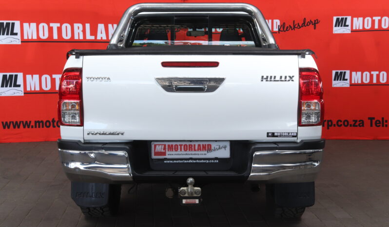 2019 Toyota Hilux 2.8 GD-6 RB Raider P/U E/Cab (M) full