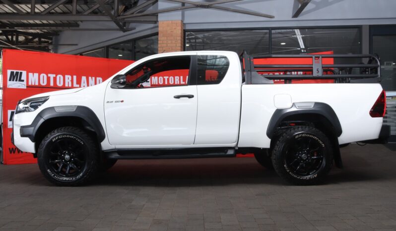 2024 Toyota Hilux 2.8 GD-6 RB Legend 4×4 A/T P/U E/Cab full