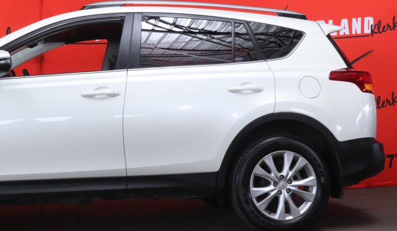 2015 Toyota Rav4 2.2D VX A/T full