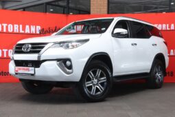 2016 Toyota Fortuner 2.4 GD-6 R/B (M) full