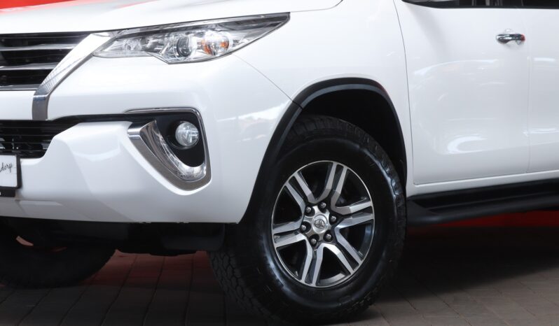 2016 Toyota Fortuner 2.4 GD-6 R/B (M) full