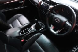 2016 Toyota Fortuner 2.4 GD-6 R/B (M) full