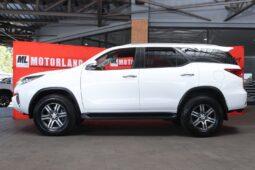 2016 Toyota Fortuner 2.4 GD-6 R/B (M) full