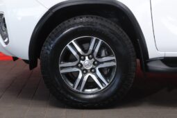2016 Toyota Fortuner 2.4 GD-6 R/B (M) full
