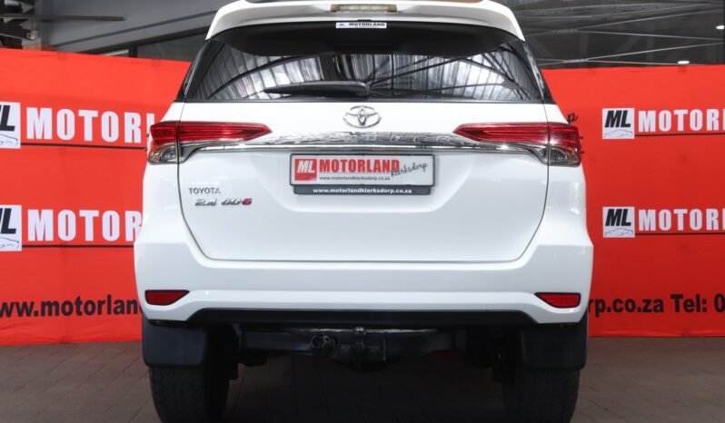 2016 Toyota Fortuner 2.4 GD-6 R/B (M) full