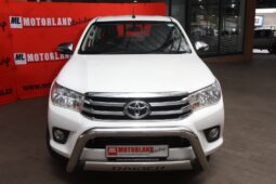 2016 Toyota Hilux 2.8 GD-6 RB Raider P/U E/Cab (M) full