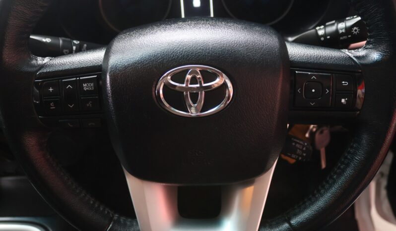 2016 Toyota Hilux 2.8 GD-6 RB Raider P/U E/Cab (M) full
