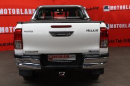 2016 Toyota Hilux 2.8 GD-6 RB Raider P/U E/Cab (M) full