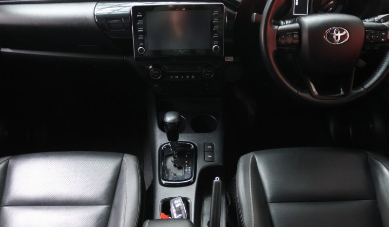 2022 Toyota Hilux 2.8 GD-6 RB Legend D/C Auto full