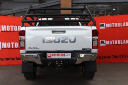 2017 Isuzu KB300 D-Teq LX A/T E/Cab full