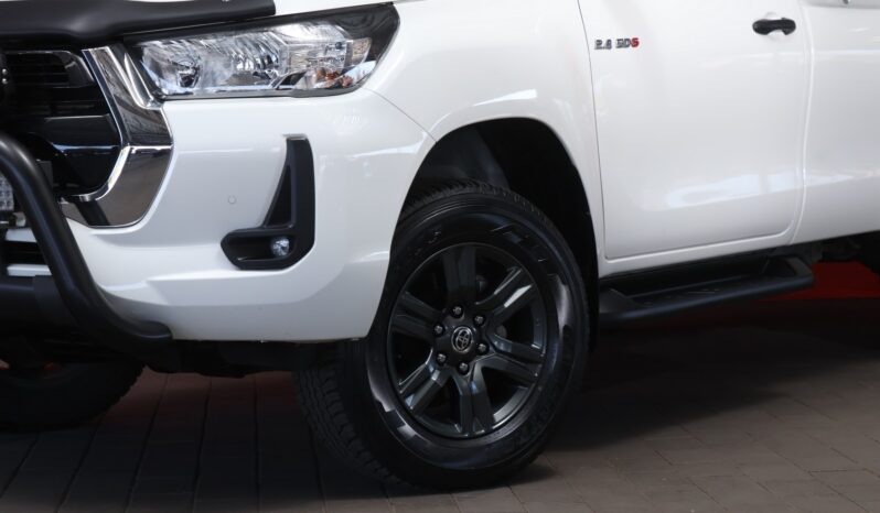 2025 Toyota Hilux 2.4 GD-6 RB Raider S/C full