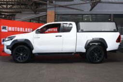 2025 Toyota Hilux 2.8 GD-6 RB Legend P/U E/Cab (M) full