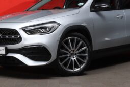 2021 Mercedes-Benz GLA 200d Progressive A/T full