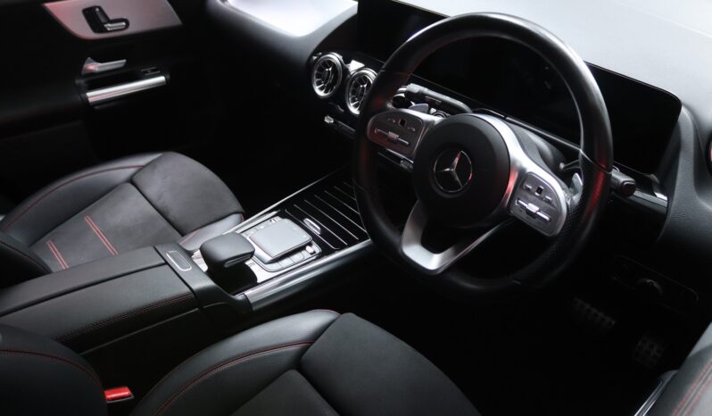 2021 Mercedes-Benz GLA 200d Progressive A/T full