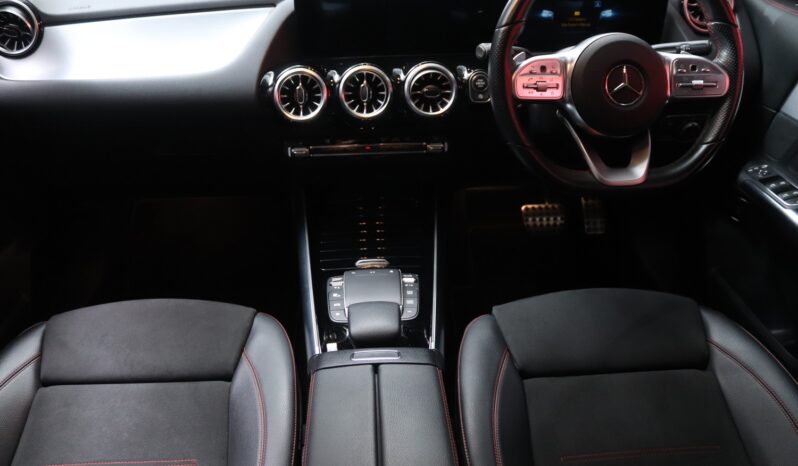 2021 Mercedes-Benz GLA 200d Progressive A/T full
