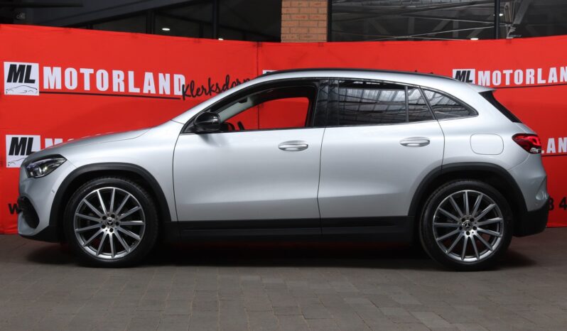 2021 Mercedes-Benz GLA 200d Progressive A/T full
