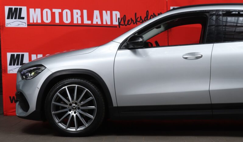 2021 Mercedes-Benz GLA 200d Progressive A/T full