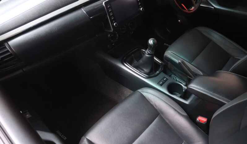 2023 Toyota Hilux 2.8 GD-6 RB Legend P/U E/Cab (M) full