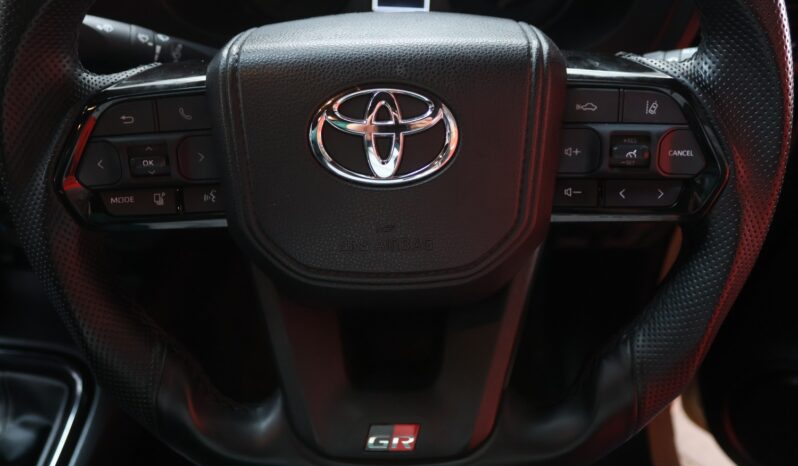 2024 Toyota Hilux 2.8 GD-6 RB Legend E/Cab (M) full
