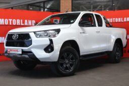 2026 Toyota Hilux 2.4 GD-6 RB Raider A/T E/Cab full