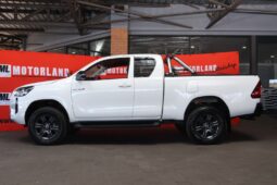 2026 Toyota Hilux 2.4 GD-6 RB Raider A/T E/Cab full