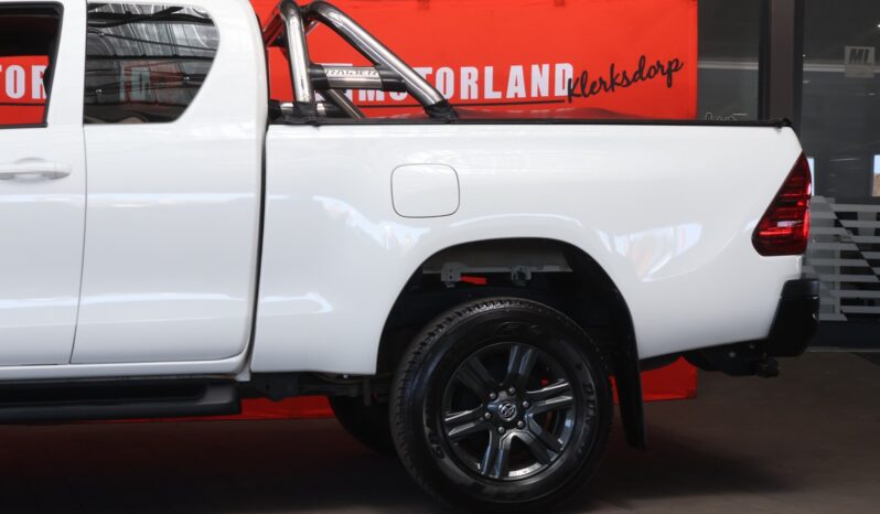 2026 Toyota Hilux 2.4 GD-6 RB Raider A/T E/Cab full