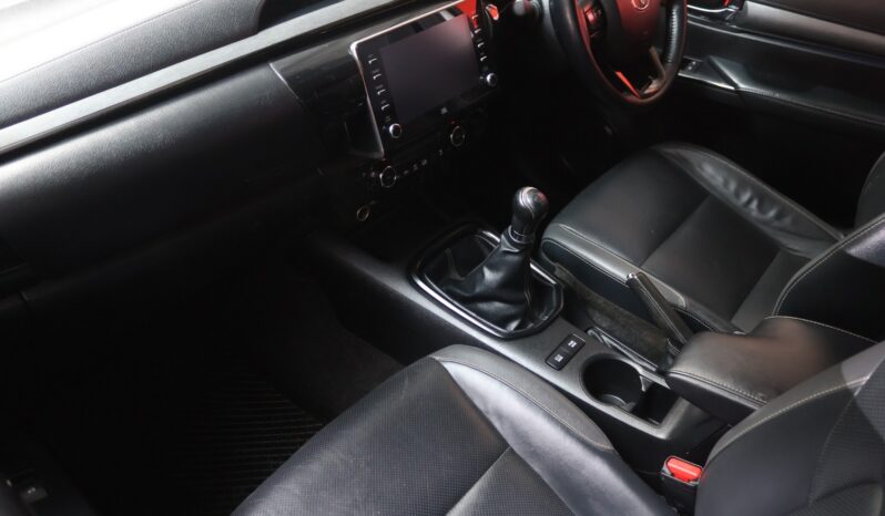 2021 Toyota Hilux 2.8 GD-6 RB Legend 4×4 P/U D/C (M) full