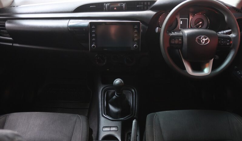 2022 Toyota Hilux 2.4 GD-6 RB Raider D/C (M) full
