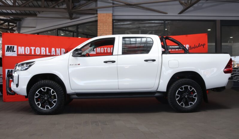 2022 Toyota Hilux 2.4 GD-6 RB Raider D/C (M) full