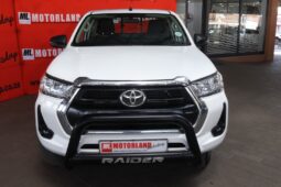 2021 Toyota Hilux 2.4 GD-6 RB Raider E/Cab (M) full