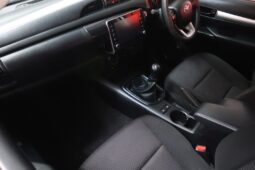 2021 Toyota Hilux 2.4 GD-6 RB Raider E/Cab (M) full