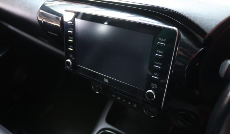 2022 Toyota Hilux 2.8 GD-6 RB Legend 4×4 D/C (M) full