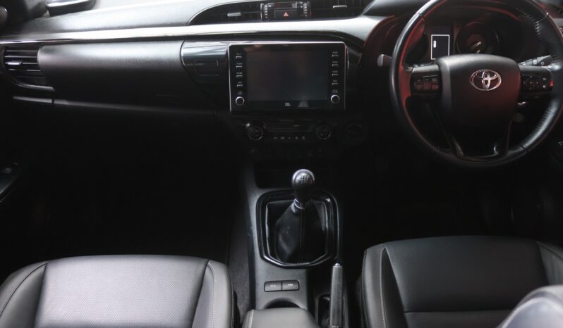 2022 Toyota Hilux 2.8 GD-6 RB Legend 4×4 D/C (M) full