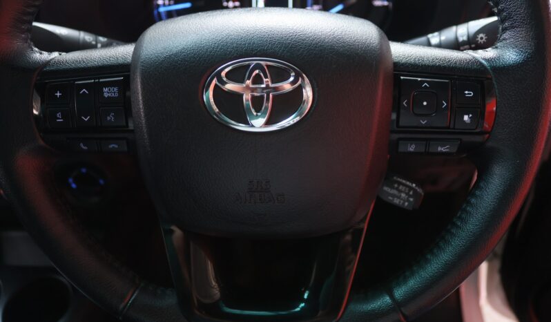 2024 Toyota Hilux 2.8 GD-6 RB Legend 4×4 D/C A/T full