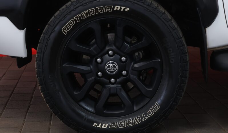 2024 Toyota Hilux 2.8 GD-6 RB Legend 4×4 D/C A/T full