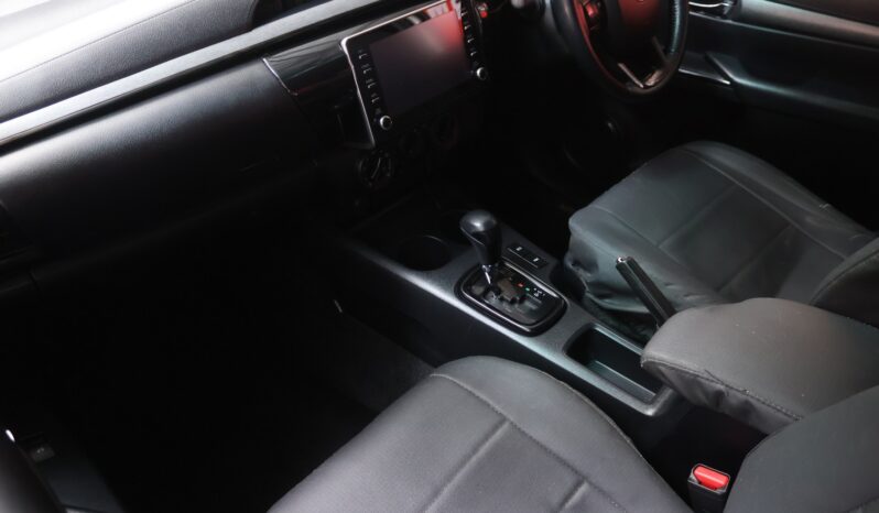 2022 Toyota Hilux 2.8 GD-6 RB Legend E/Cab Auto full