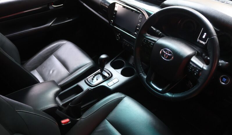 2020 Toyota Hilux 2.8 GD-6 Raider 4×4 D/C Auto full