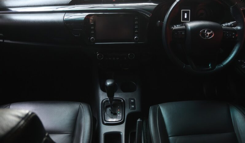 2020 Toyota Hilux 2.8 GD-6 Raider 4×4 D/C Auto full
